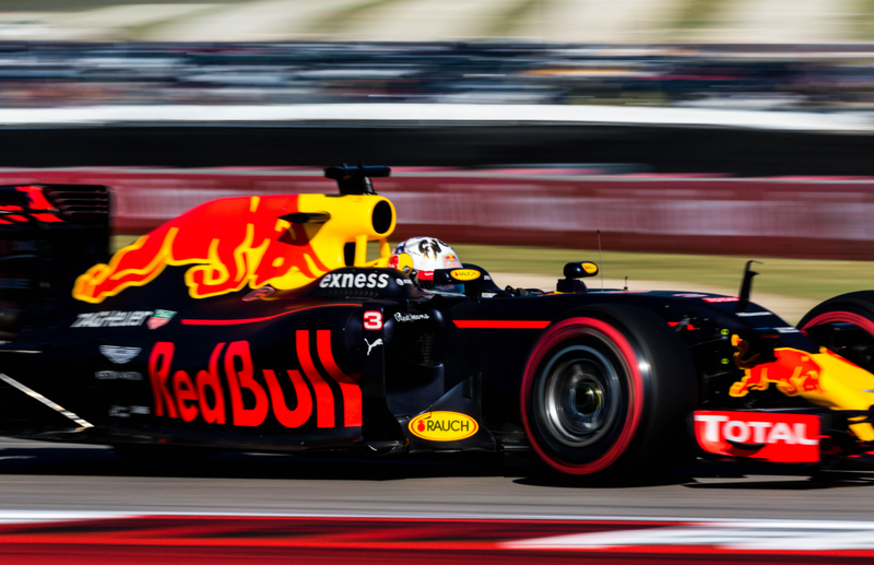 Illustration for article titled Here Is Your Austin F1 Saturday Practice And Qualifying Über Gallery
